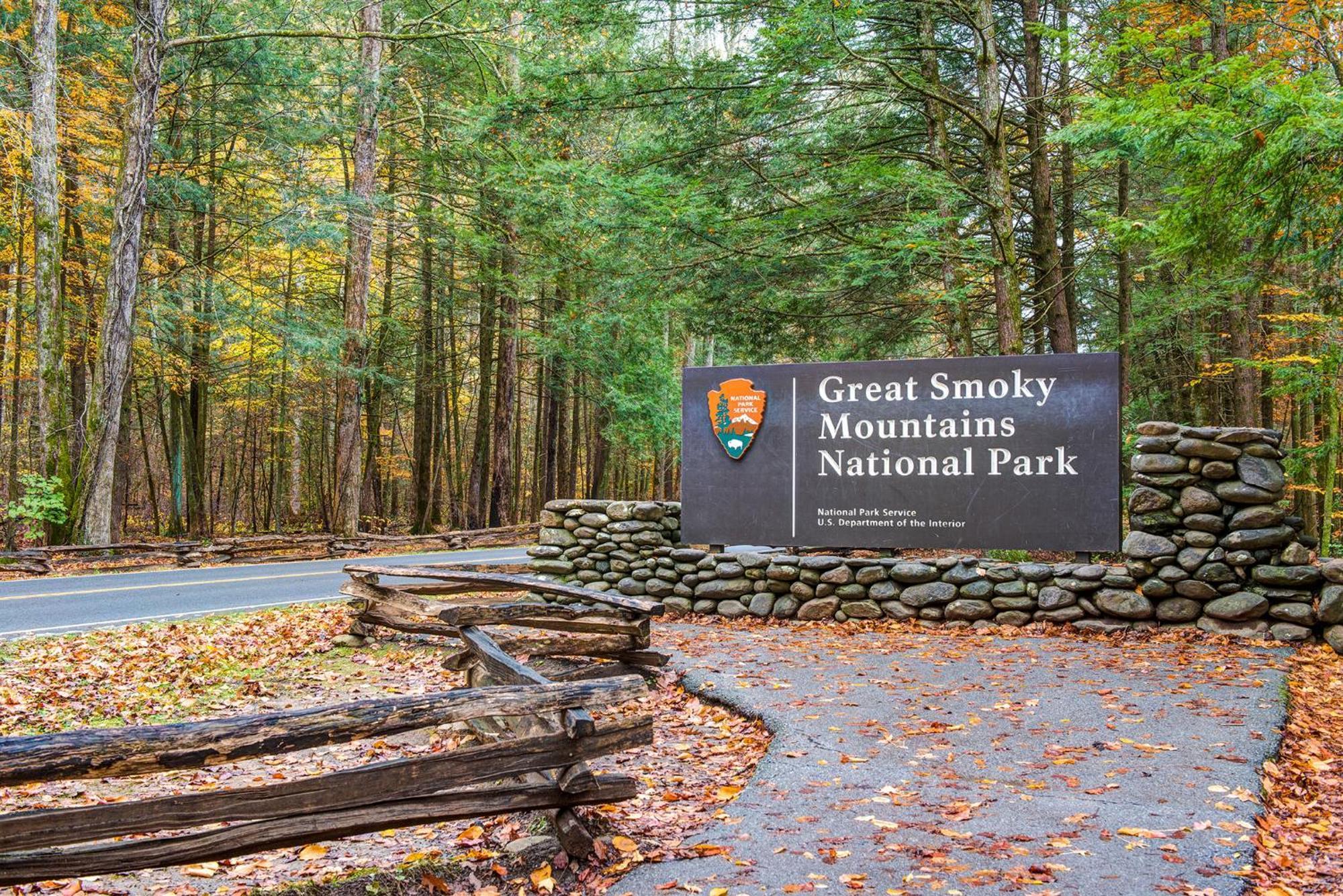 Standing Bear Lodge Гатлинбург Экстерьер фото